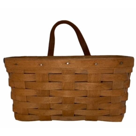 Vintage Longaberger Medium Key Basket EUC - Picture 1 of 2